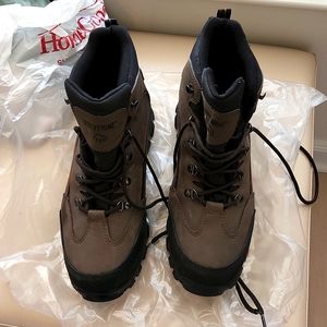 Mens Wolverine workbook